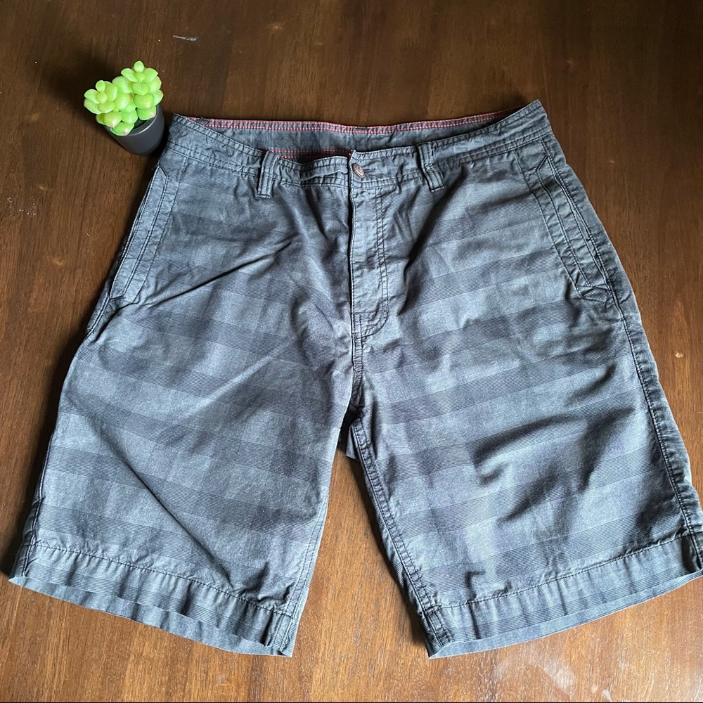 THE NORTH FACE ALDERSON PLAID GREY SHORTS MEN'S Size 34